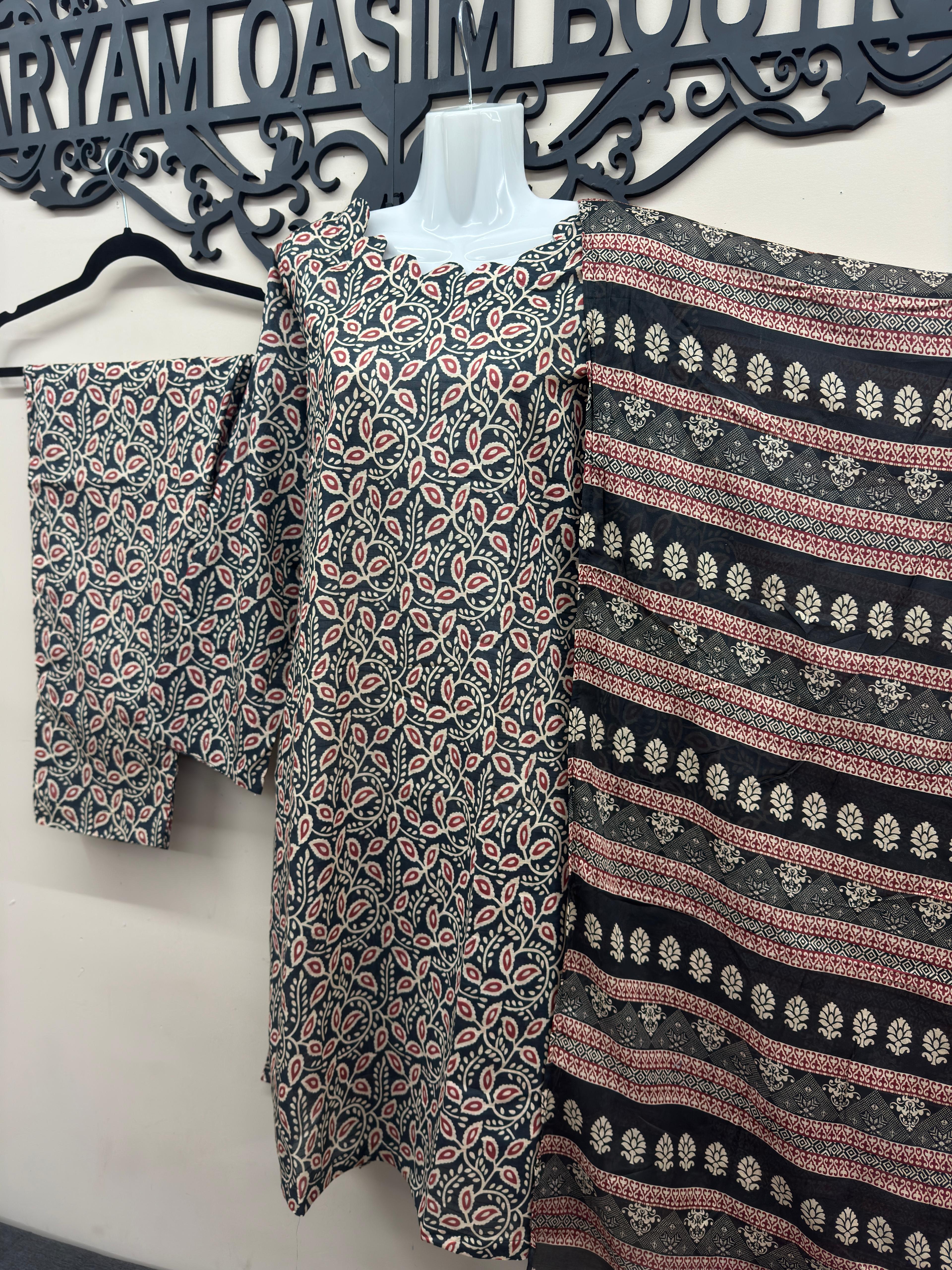 3 Piece Printed Lawn Suit for Women – Lightweight Summer Outfit with Dupatta