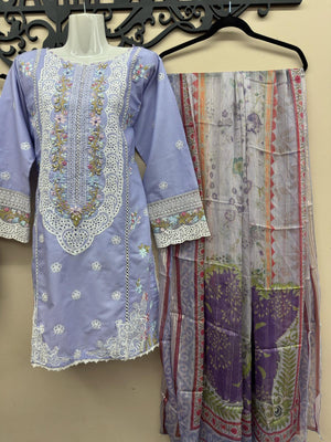 Light purple embroidered cotton 3 piece Pakistani suit with embroidered shalwar and voile zari dupatta