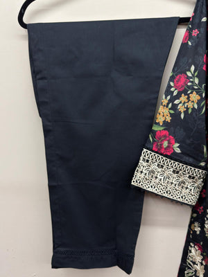 black trouser for women