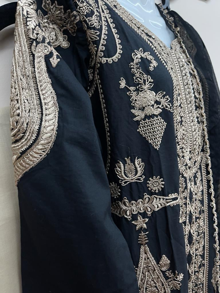 Sana Safinaz 3 Pcs Suit
