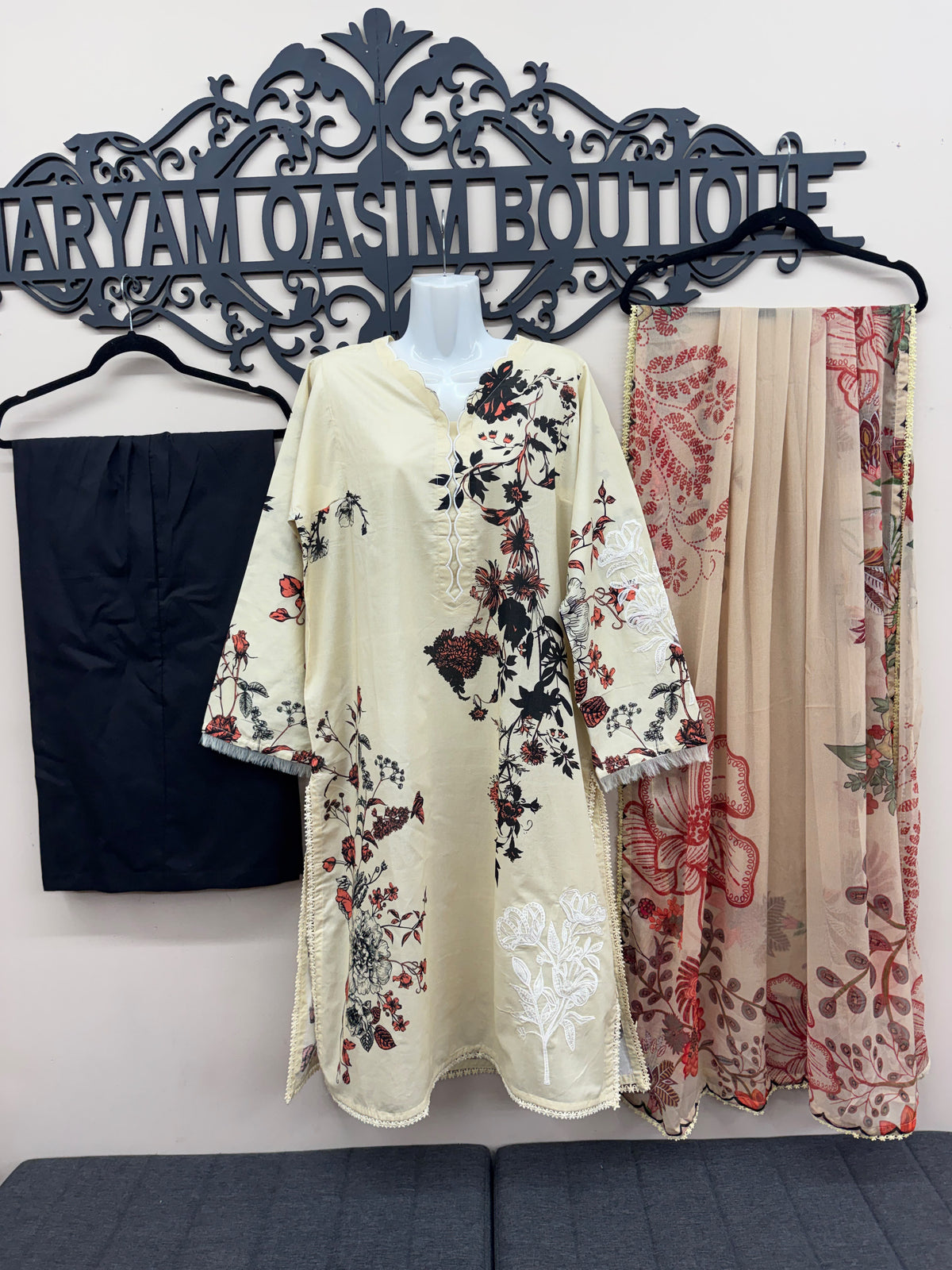 J. Bold Bloom 3PC Embroidered Lawn Wear