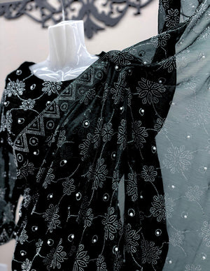 black saree