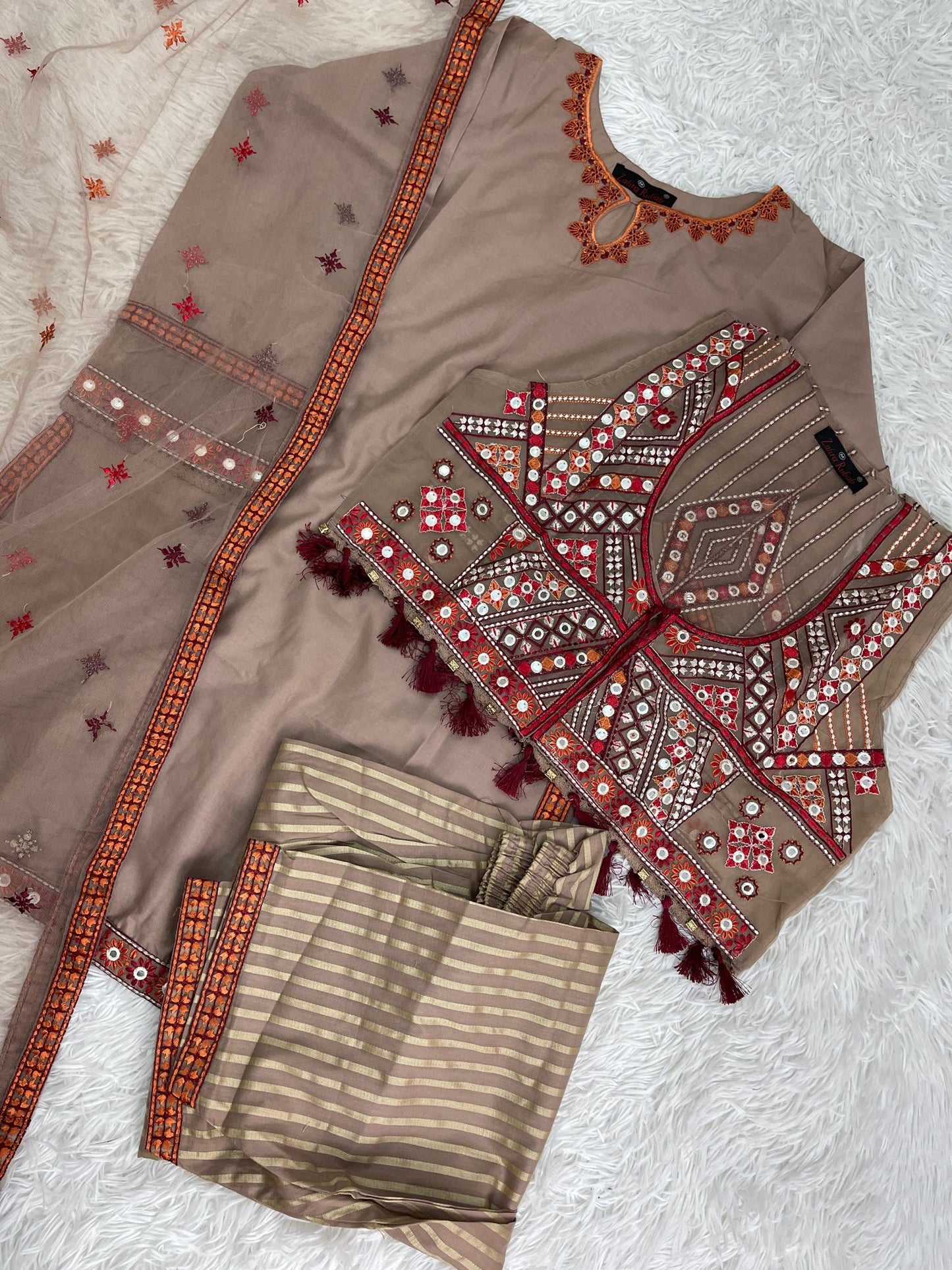 Zahra Rubab Cotton Shalwar 4PC Outfit S-L