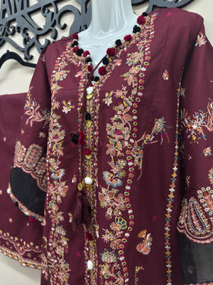 embroidered suit Canada