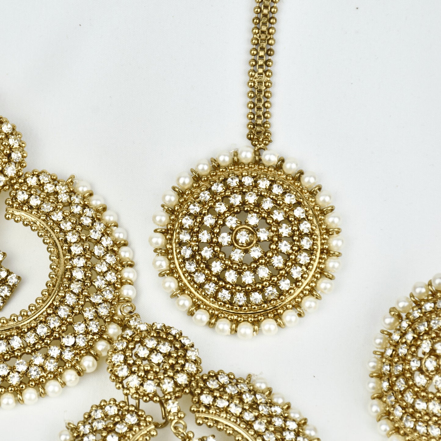 Bronze Round Kundan Jewelry set (4PC)