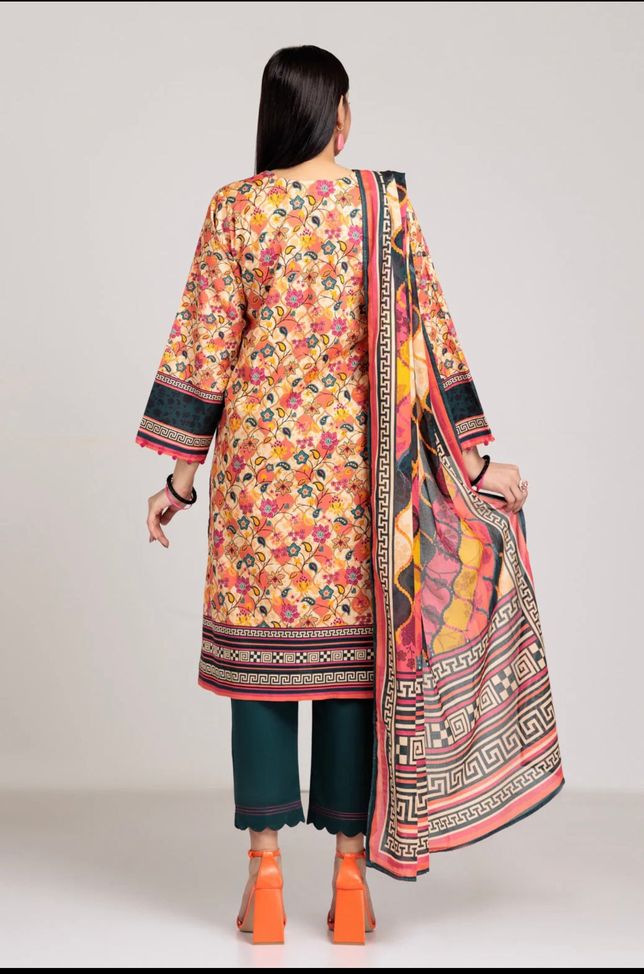 Bonanza Satrangi 3-Piece suit