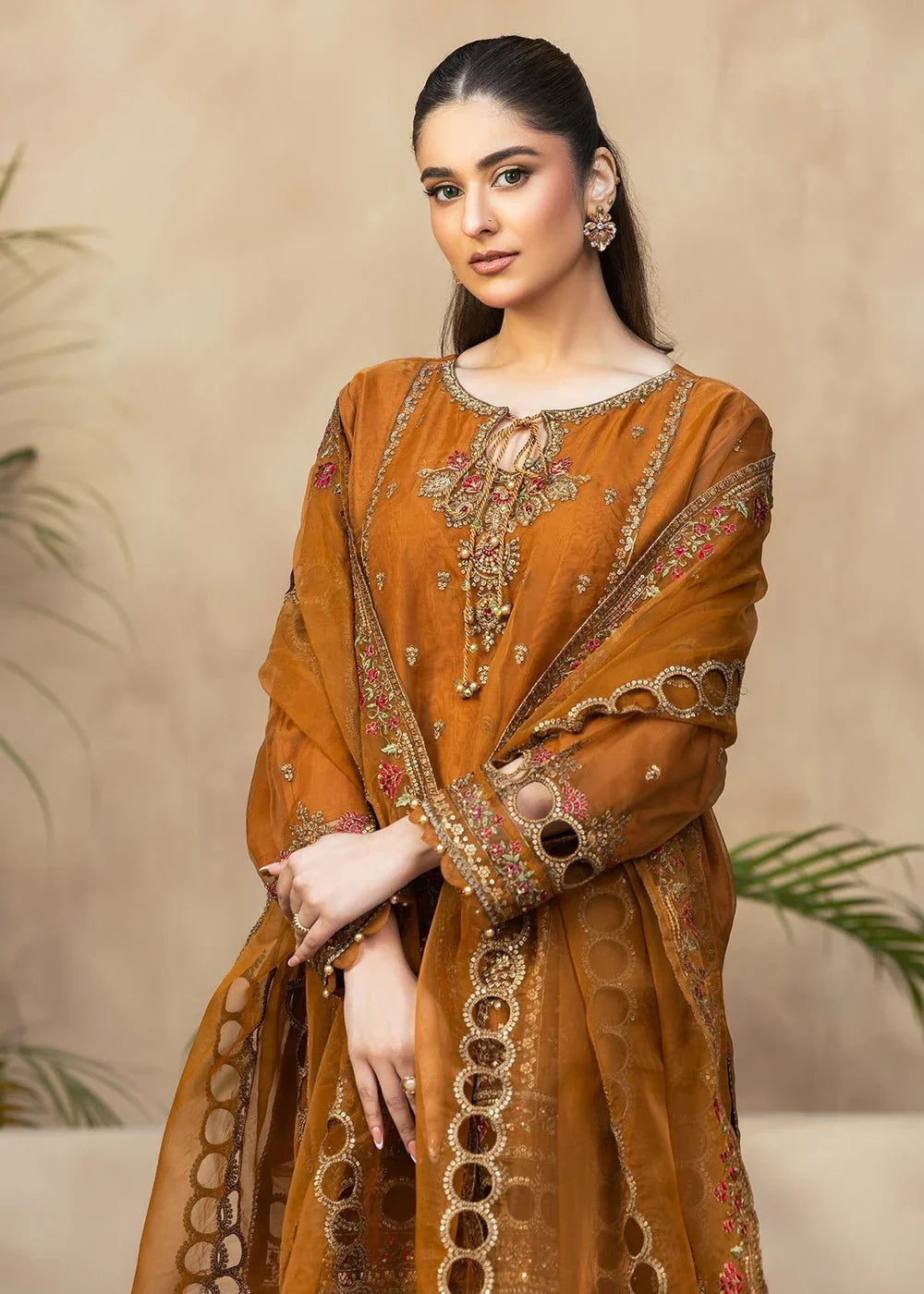 Pakistani dress in Canada