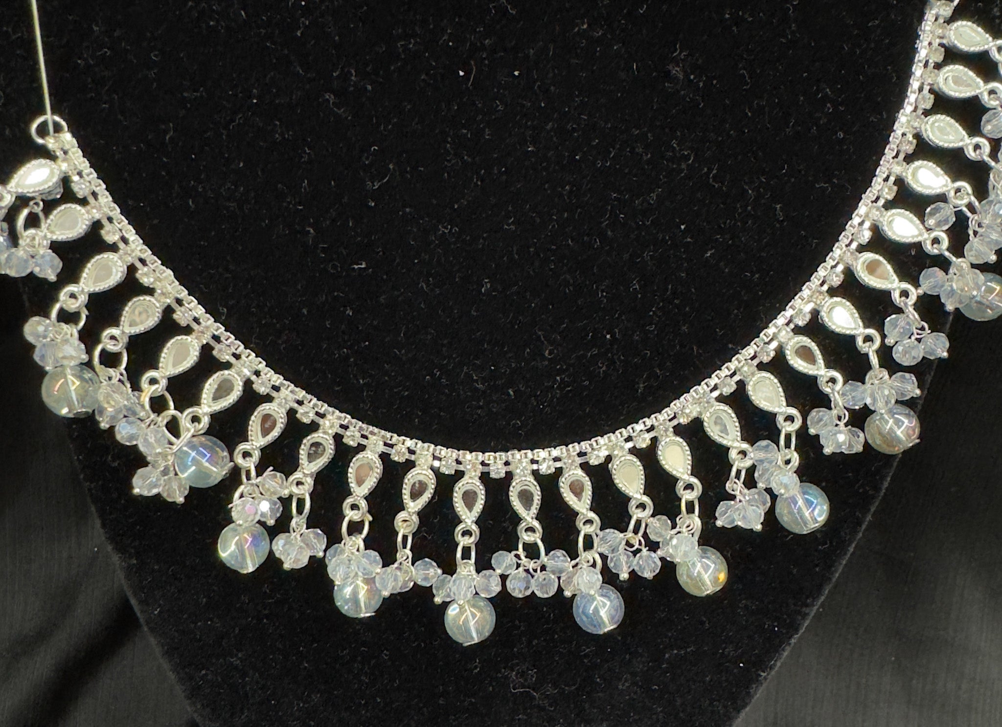 Saharas Silver Kundan with Pearls