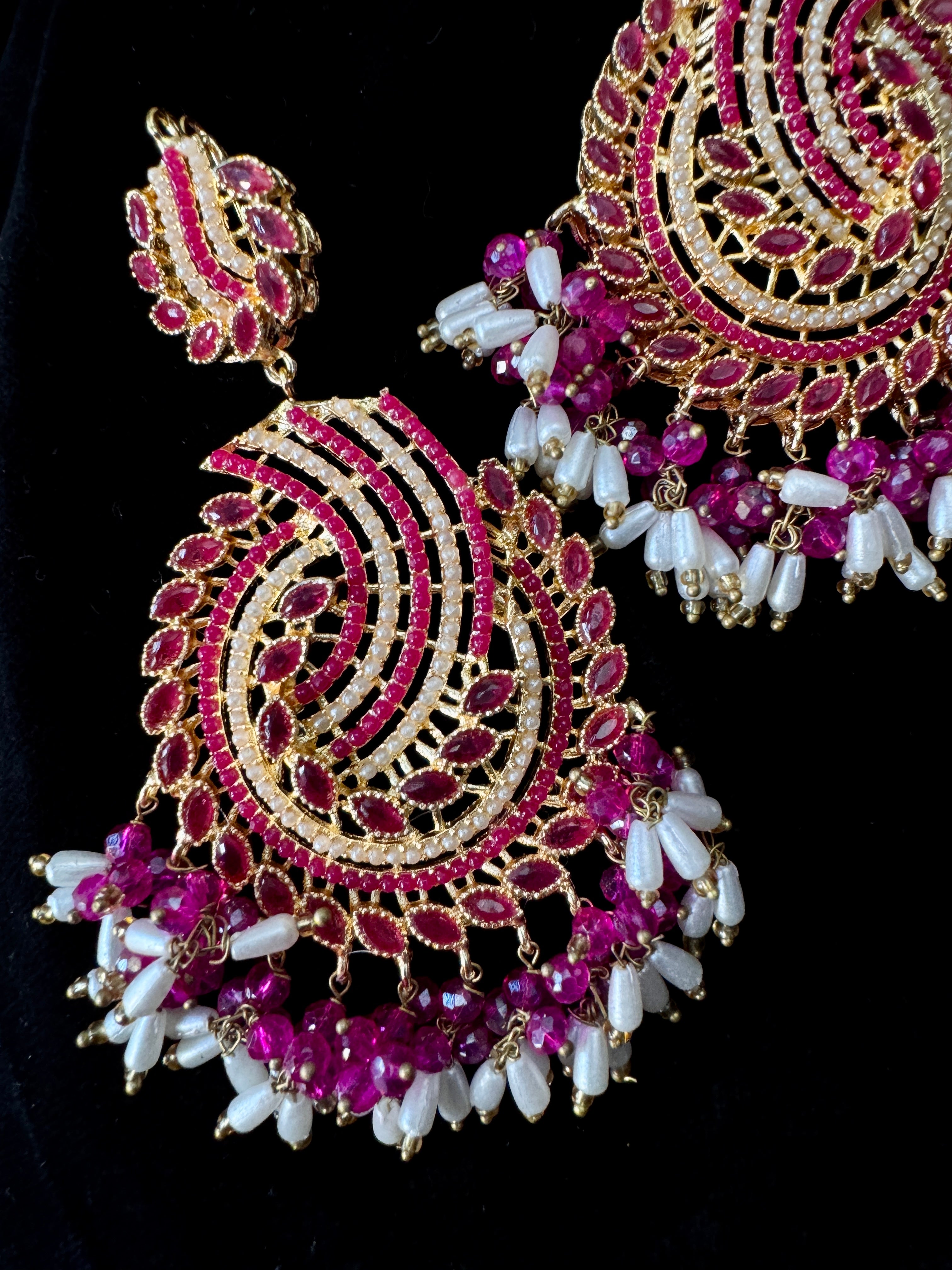 Elegant Earrings & Tika Set – Red Stone & White Pearls ✨❤️🤍