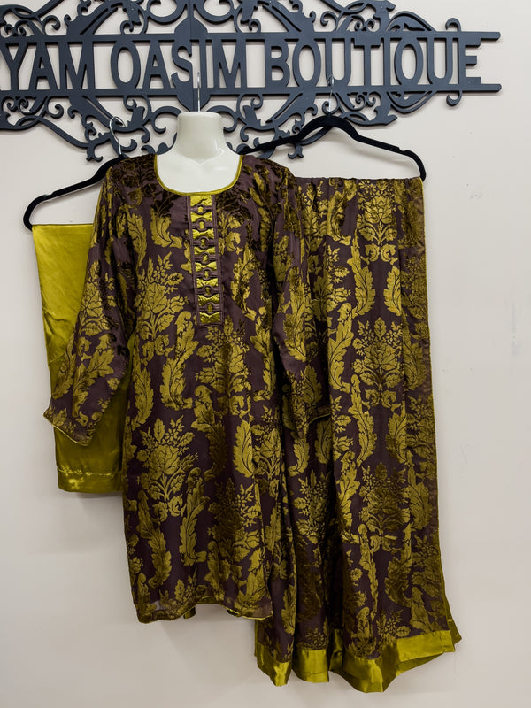 Beautiful Brown Velvet Palachi 3-Pc Dress L/XL
