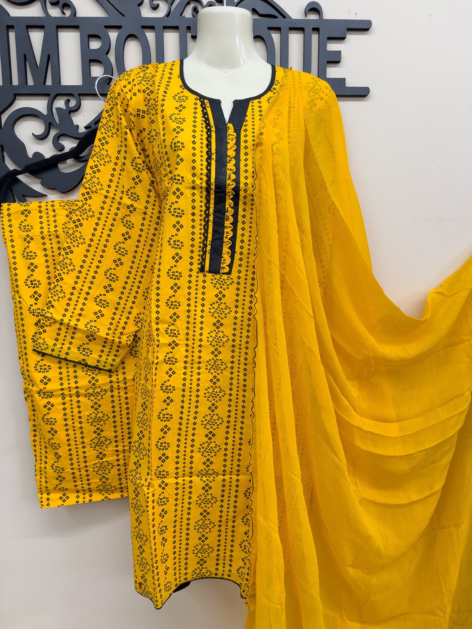 Yellow Chunri Printed Cotton 3-Piece Outfit