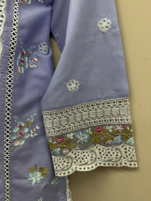Light purple embroidered cotton 3 piece Pakistani suit with embroidered shalwar and voile zari dupatta