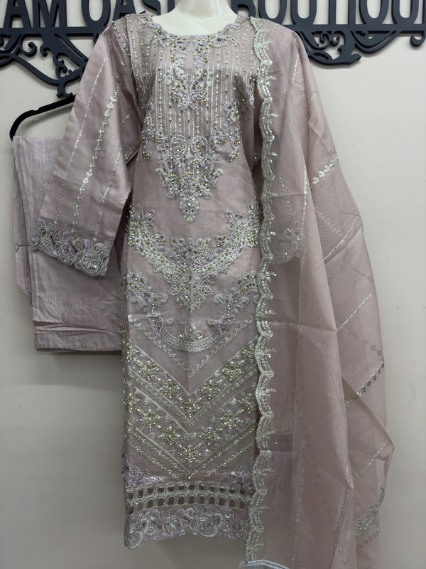Agha Noor Inspired 3-Piece Suit (Copy)
