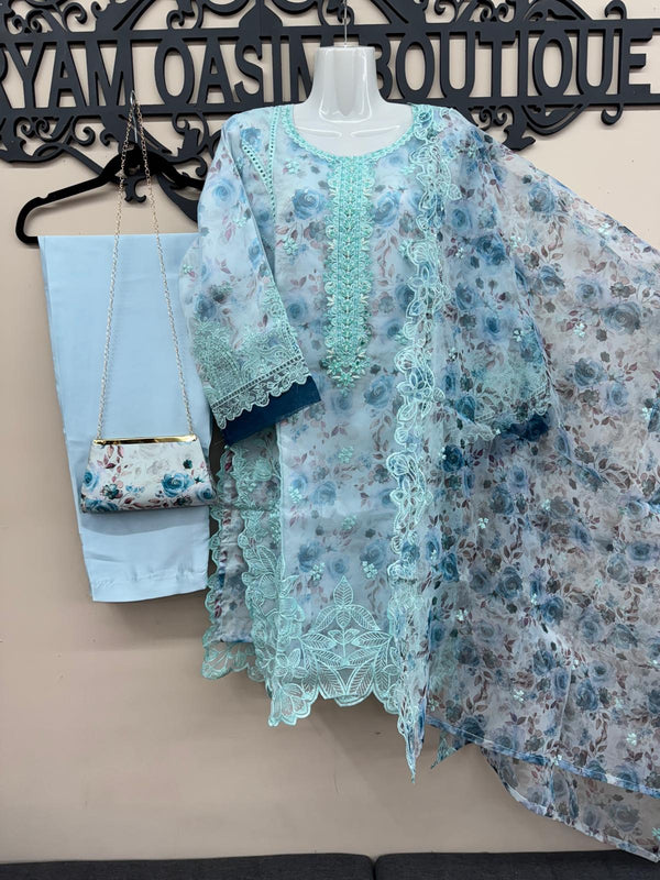 Luxury Organza Embroidery 4-Piece Formal Outfit