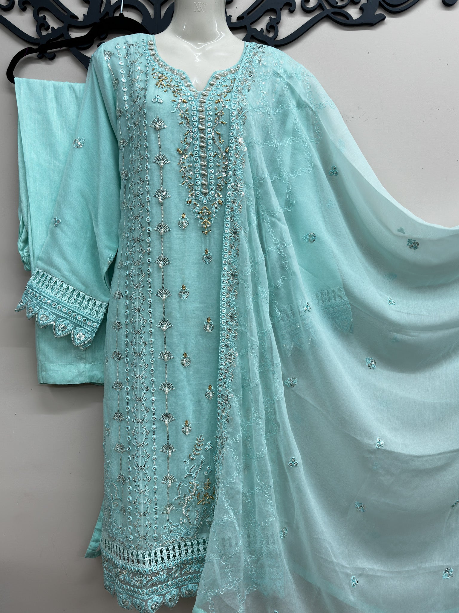 Agha Noor Inspired 3-Piece Outfit