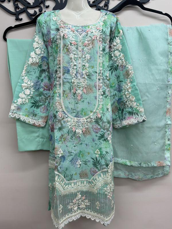 Beautiful 3-Piece Lawn Net Outfit