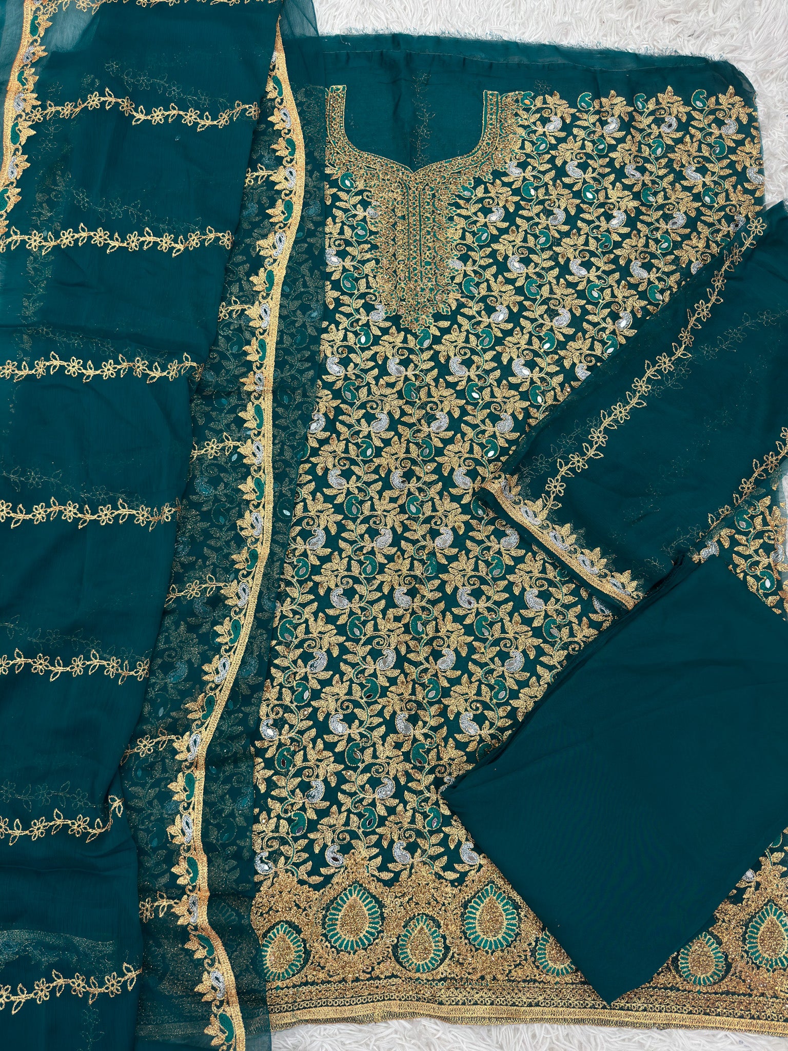 Unstitched 3-Piece Outfit in Turquoise Green