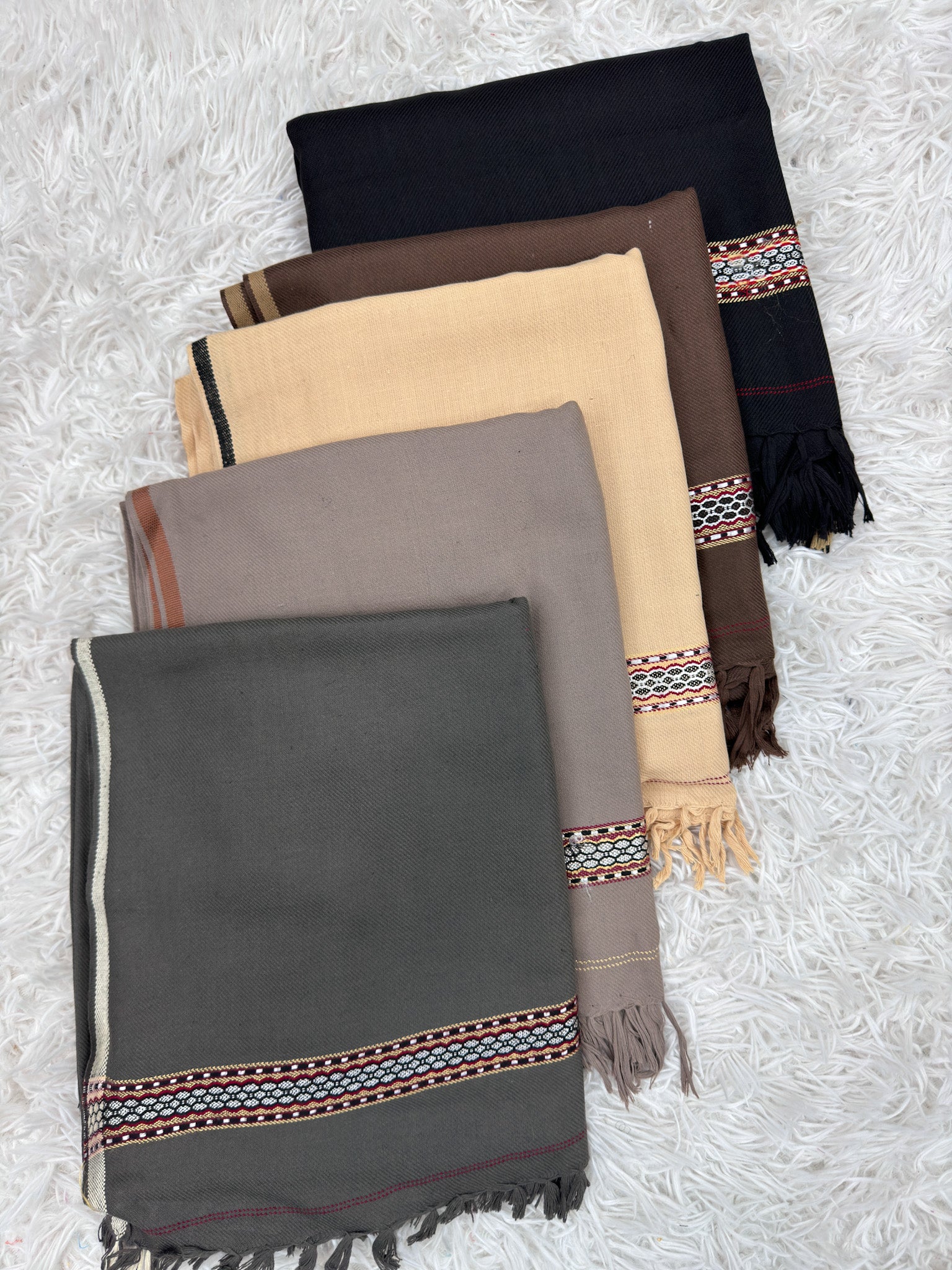 Elegant Woolen Embroidered Men's Shawl