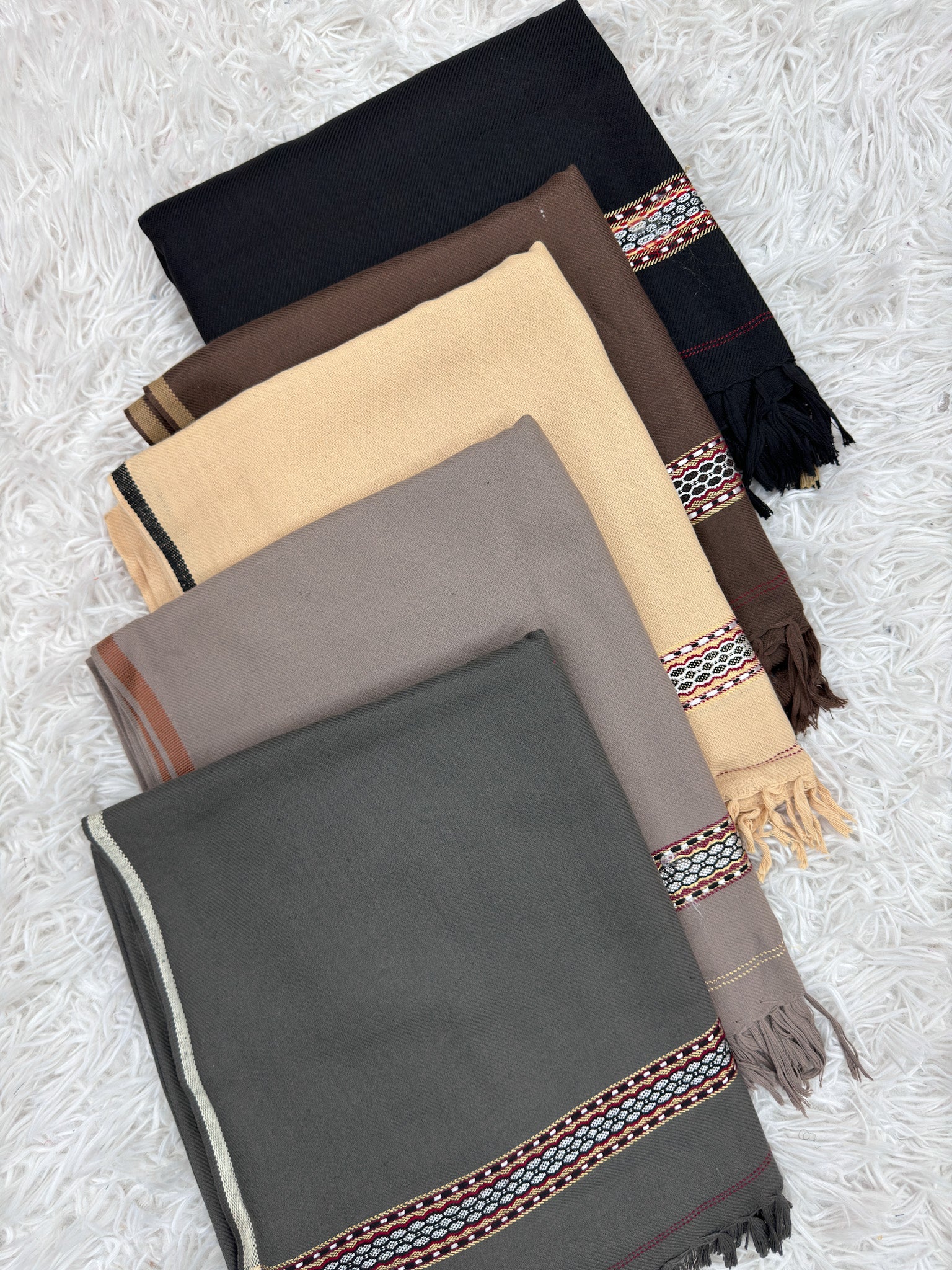 Elegant Woolen Embroidered Men's Shawl