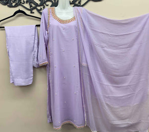 Maryam Qasim Boutique Lavender Chiffon Handwork 3 Piece Dress