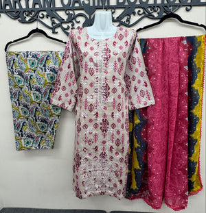 Pink magenta chicken kari embroidered lawn 3 piece Pakistani suit with Farshi shalwar