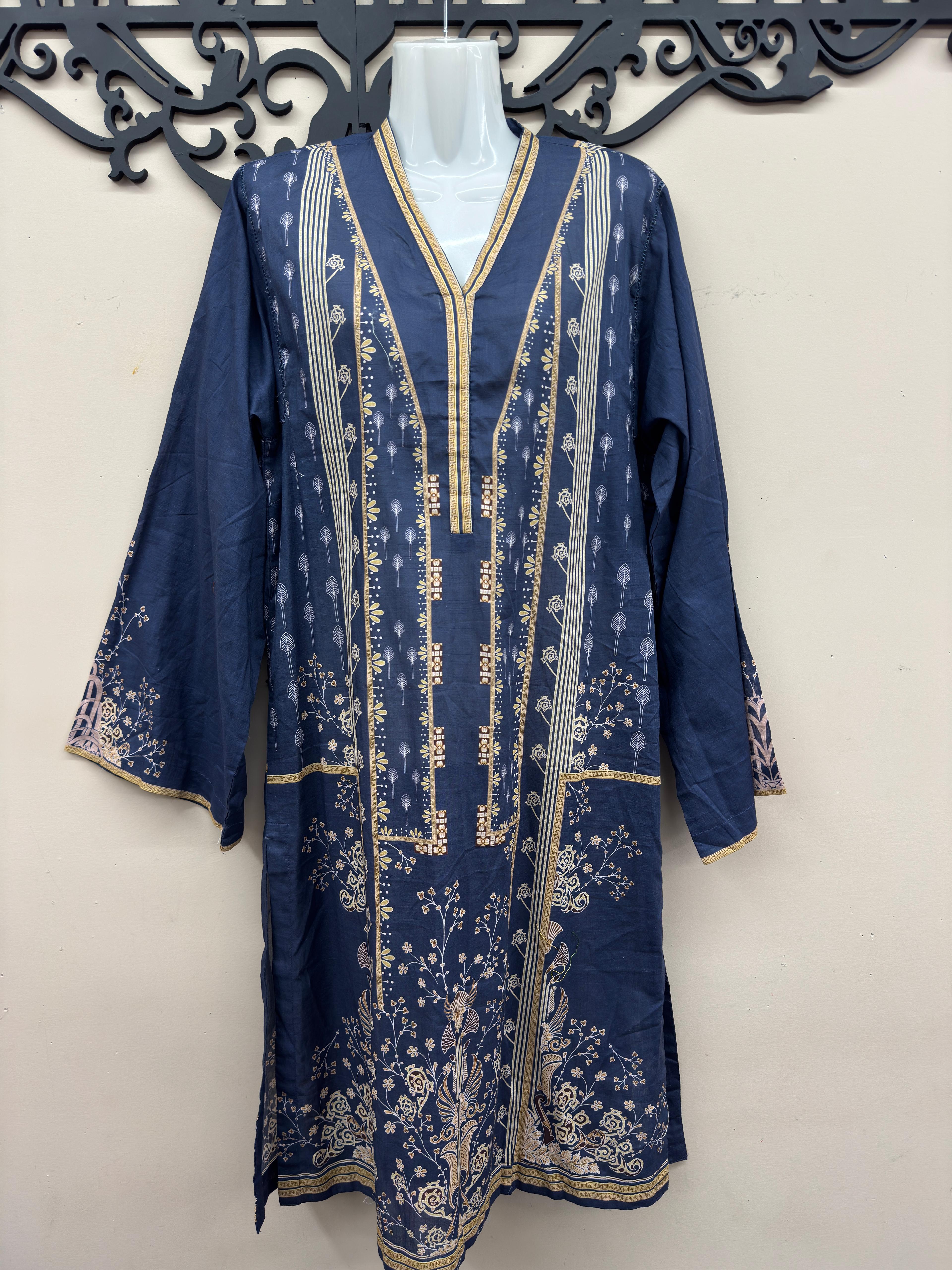 Original Alkaram Lawn Printed Kurti | Stylish Women’s Kurti with Stitching Lace