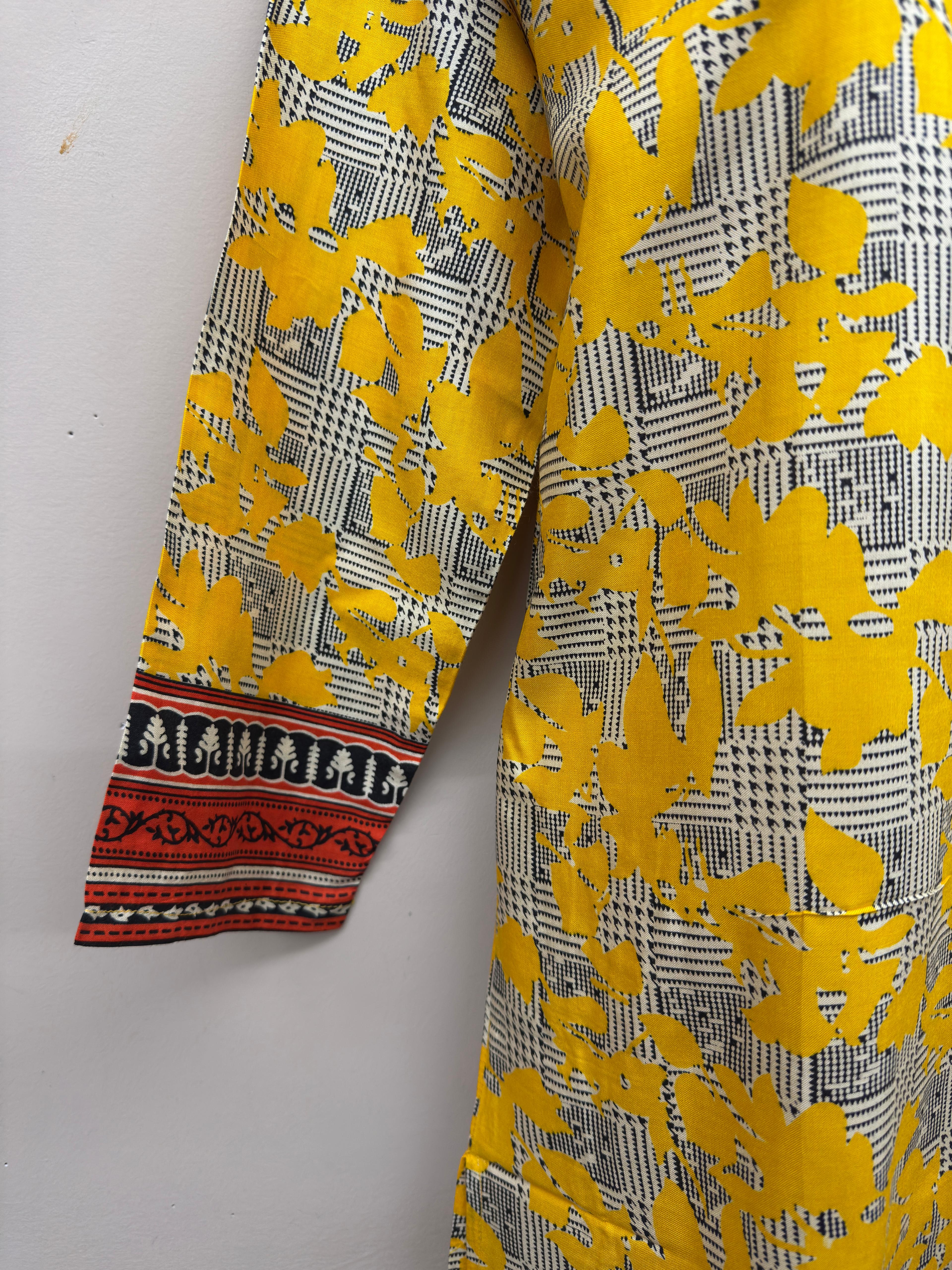 Women’s Yellow Lining Kurti Top – Stylish & Comfortable Casual Wear