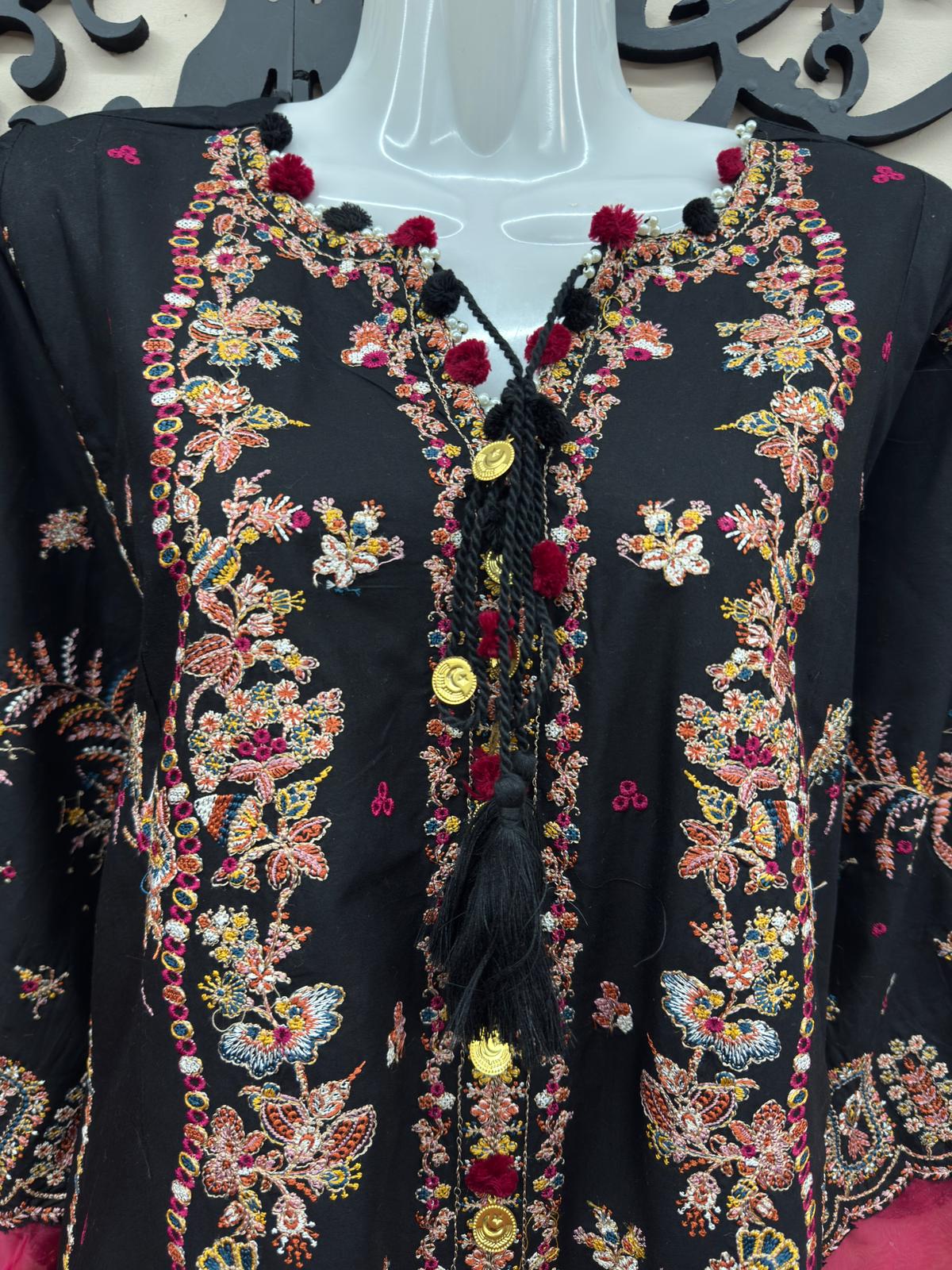 black embroidered lawn suit Canada