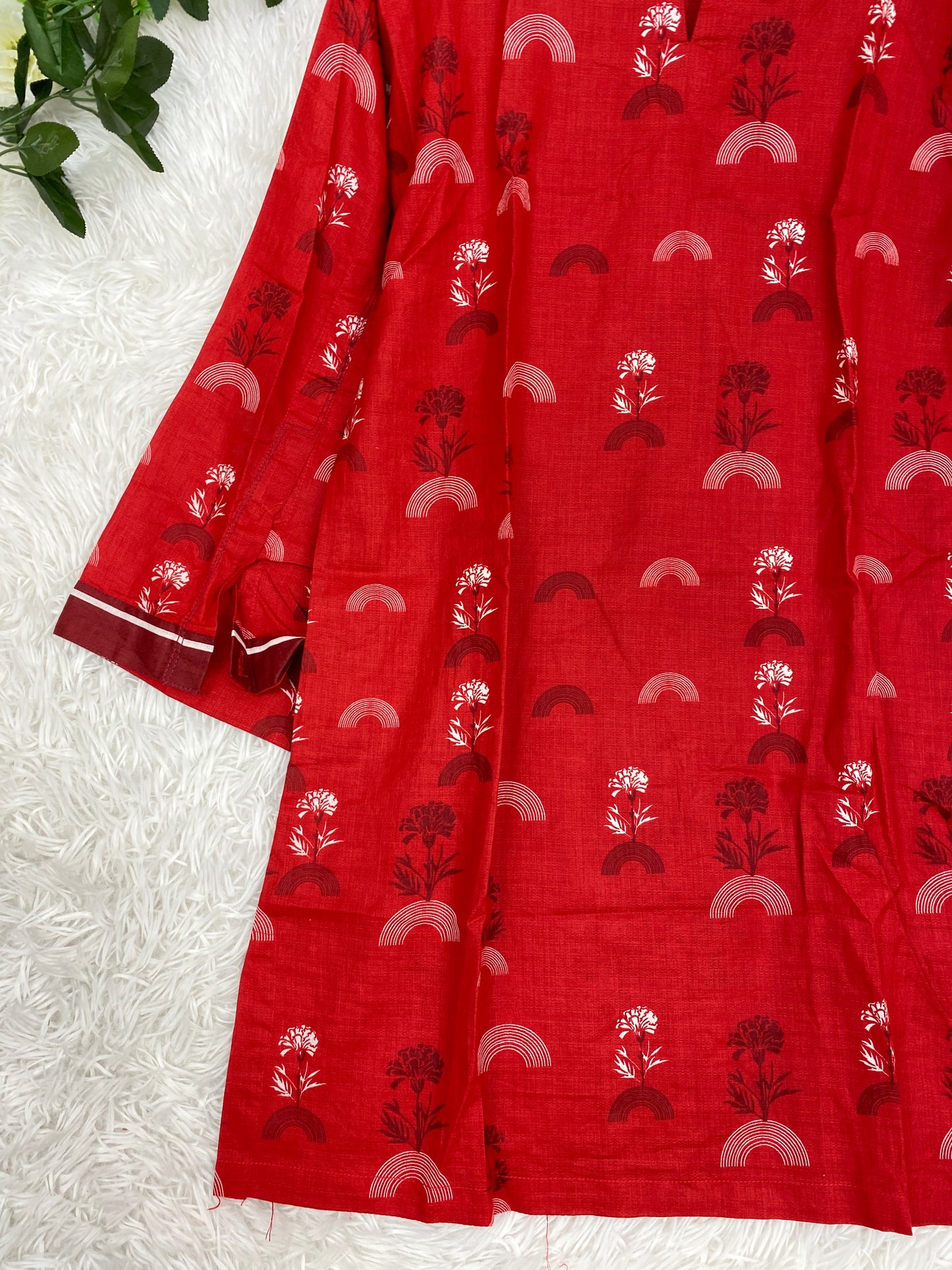 Al-karam printed lawn baggy Top S