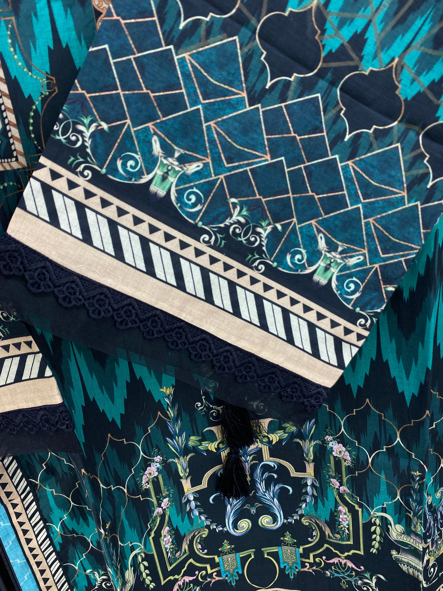 Lawn 3-PC Suit by SAYA