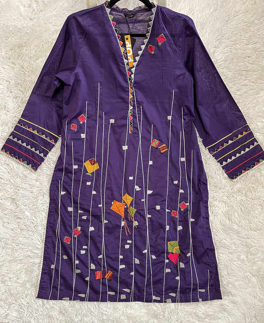 Sapphire Kurti
