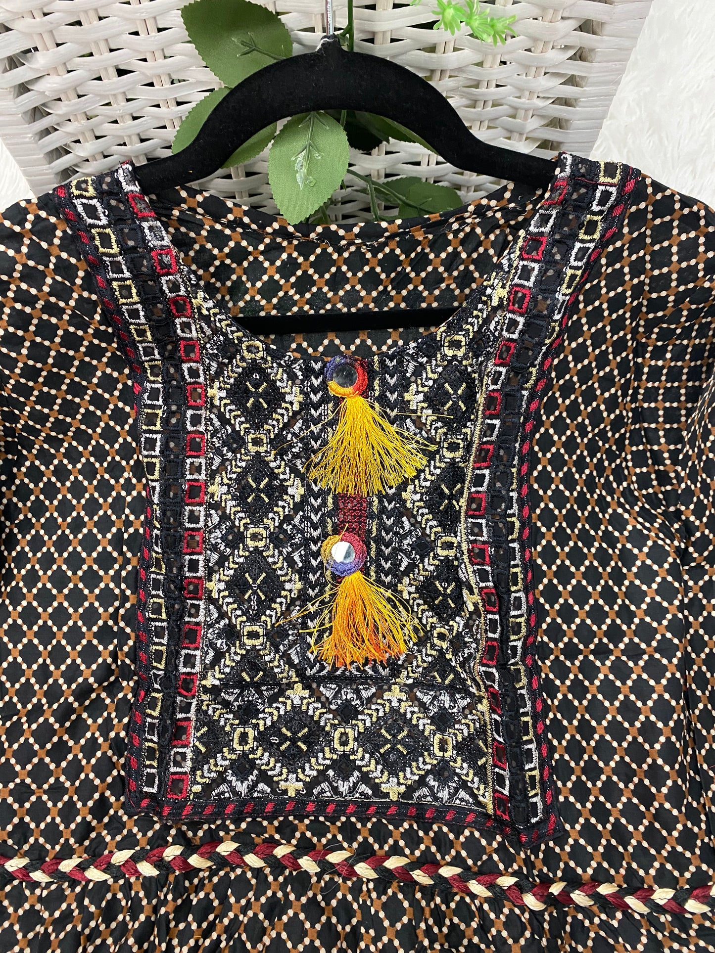 Lilen Embroidered Peplum Kurti