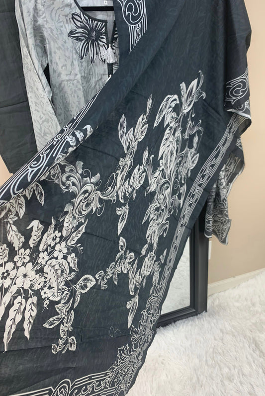 Gul Ahmed Lawn 3PC outfit *