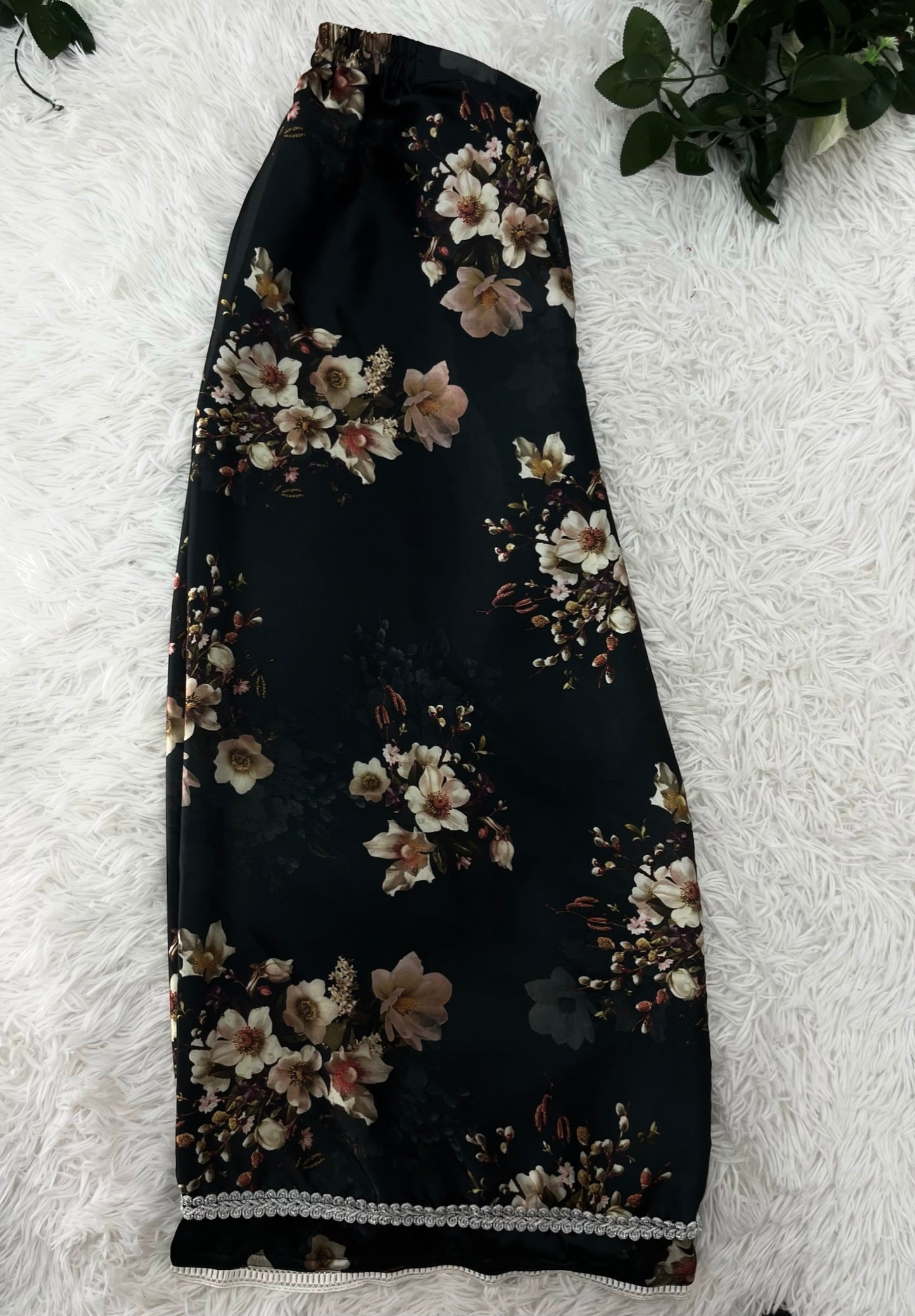 2 Pcs Floral Printed Silk Suit