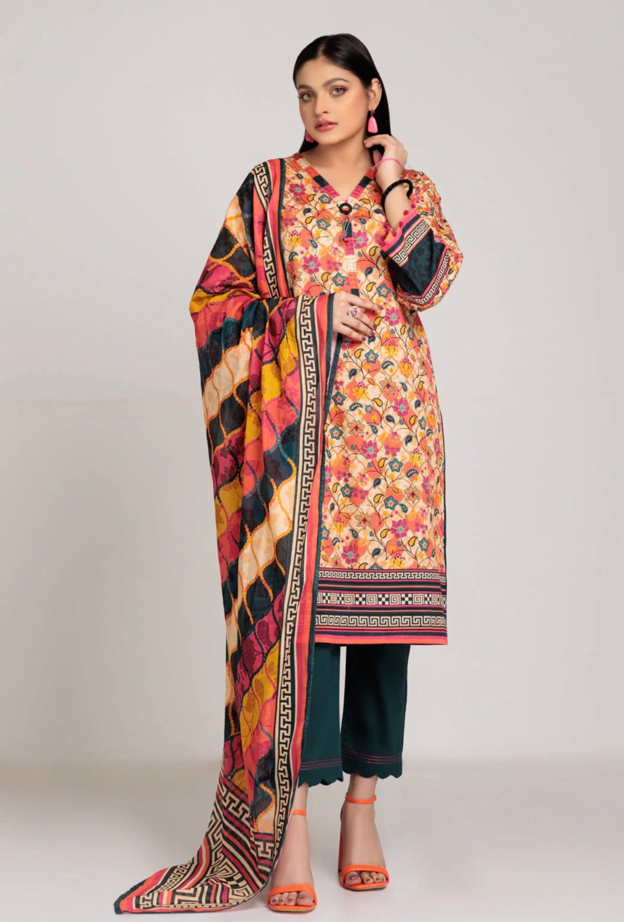 Bonanza Satrangi 3-Piece suit