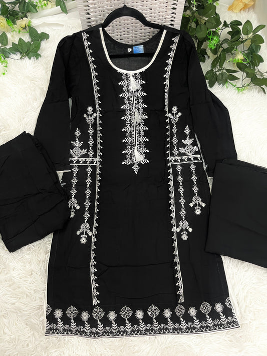 B/W Embroidered Outfit 3PC S-XXL